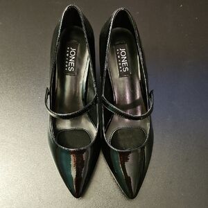 Jones New York Candyce Faux Patent Leather Mary Jane Heels